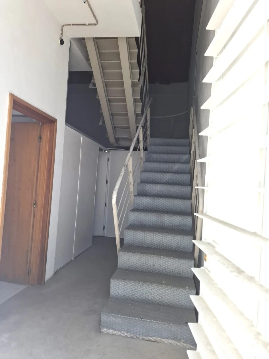 Armazém para Venda em Azurem Foto 11