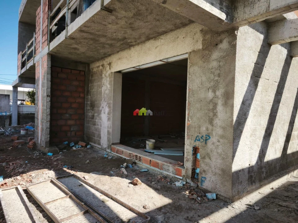 Moradia T4 para Venda em Fernao Ferro Foto 3