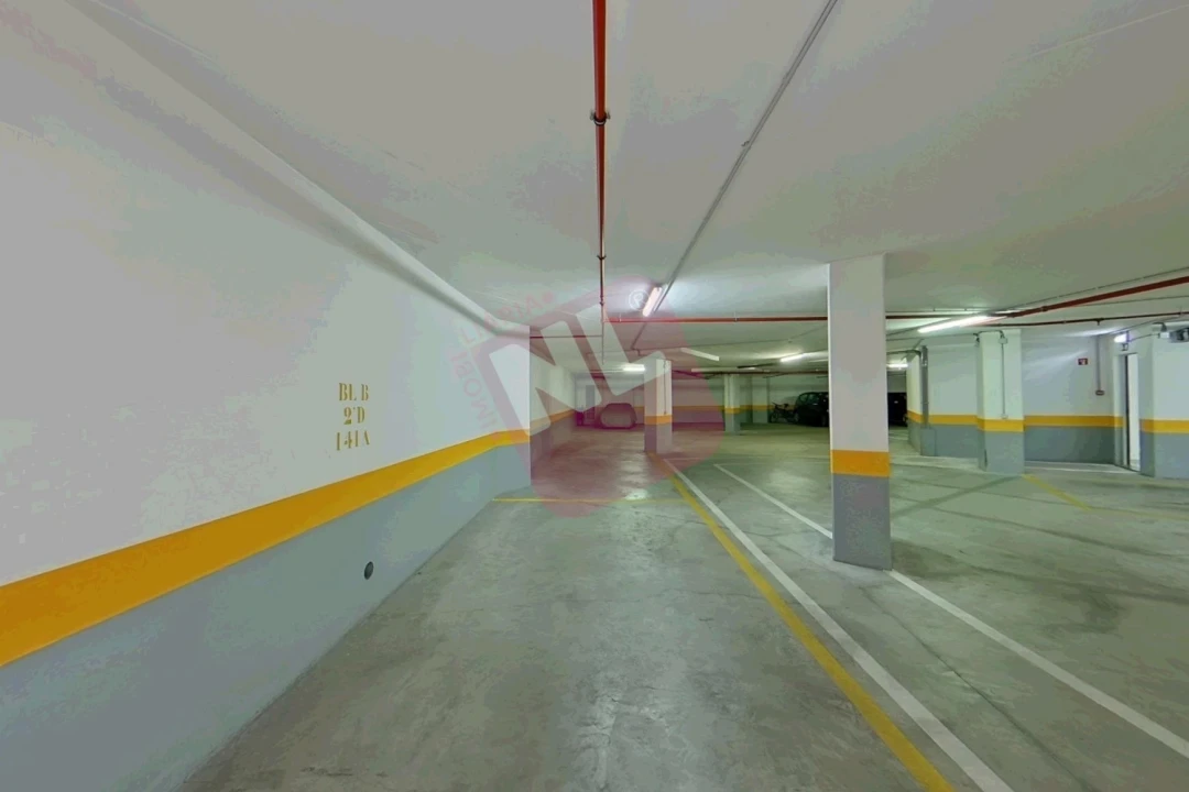 Apartamento T2 para Arrendamento em Lumiar Foto 36