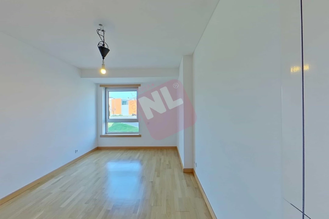 Apartamento T2 para Arrendamento em Lumiar Foto 20