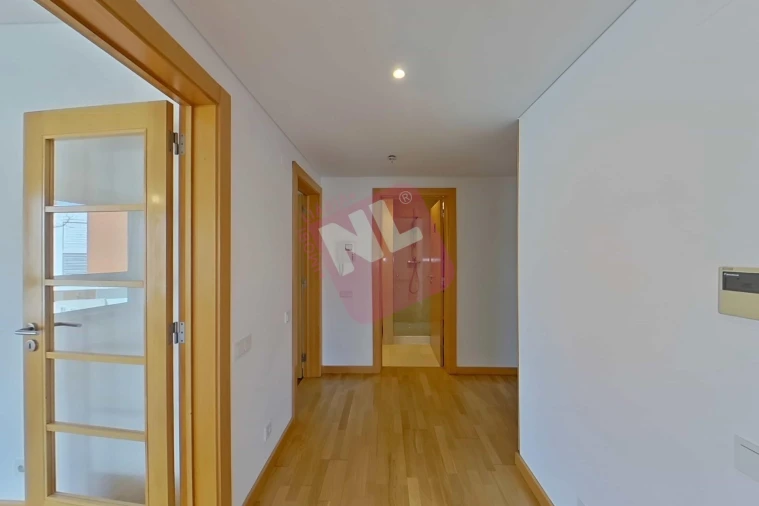 Apartamento T2 para Arrendamento em Lumiar Foto 13