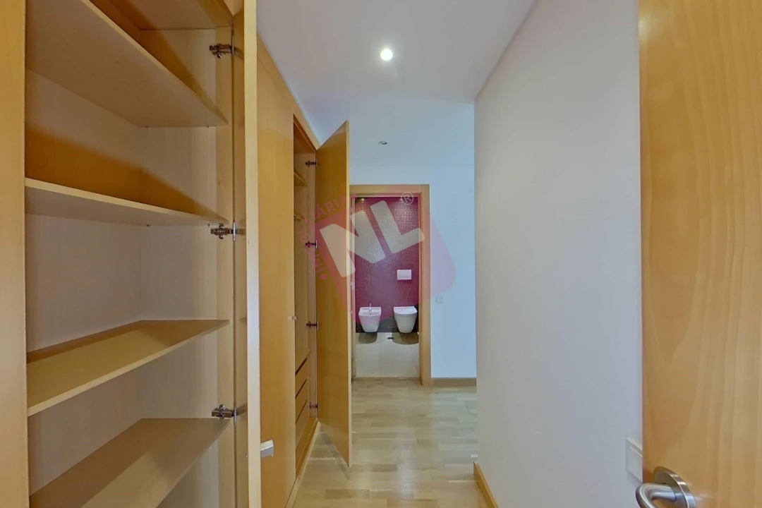 Apartamento T2 para Arrendamento em Lumiar Foto 23