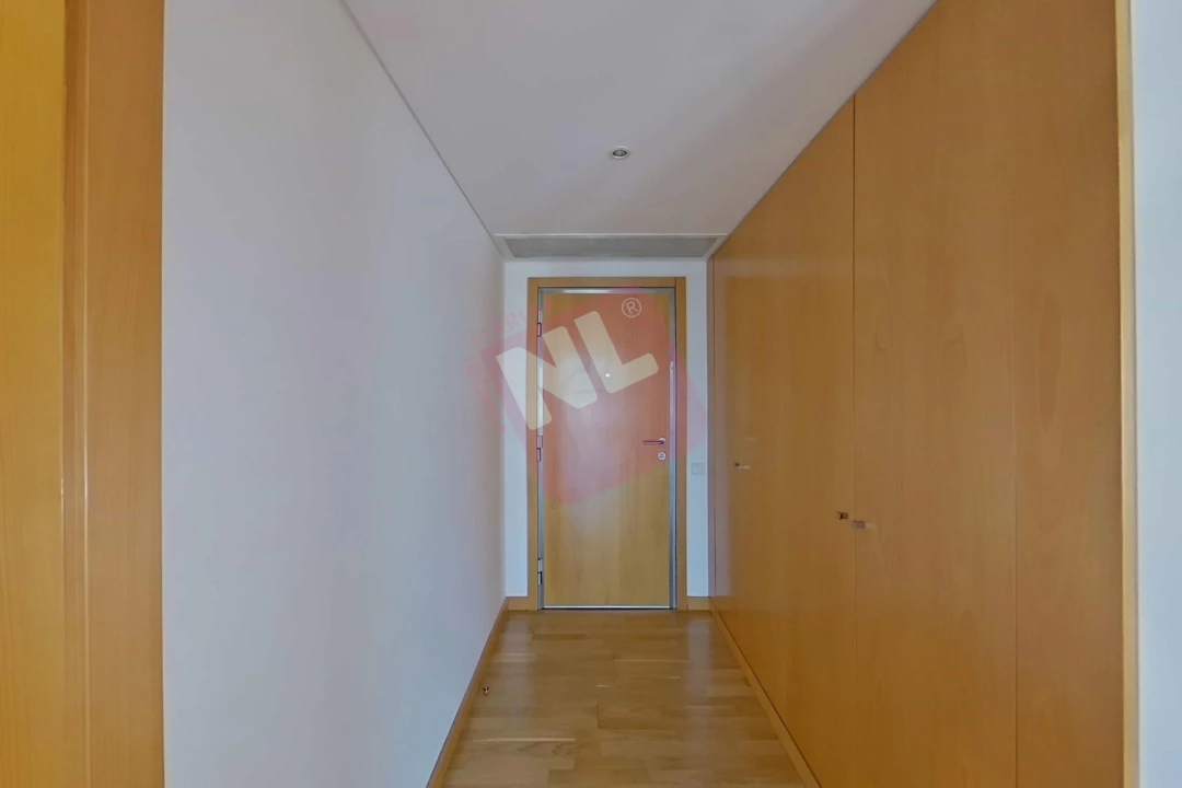 Apartamento T2 para Arrendamento em Lumiar Foto 5