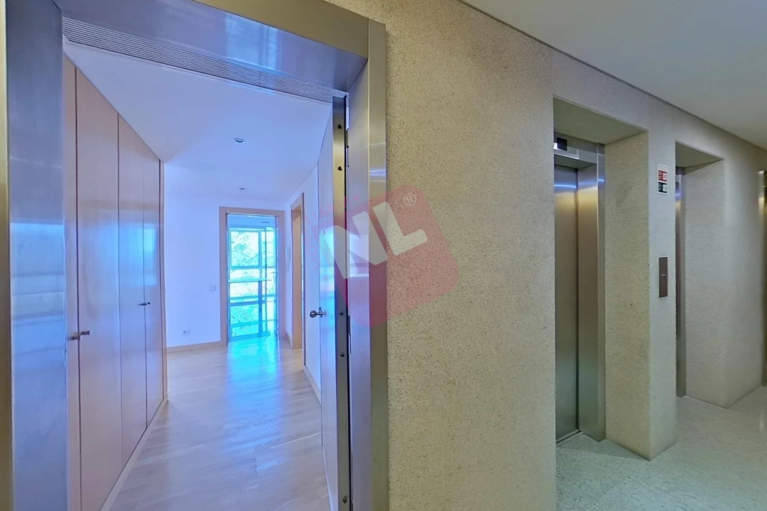 Apartamento T2 para Arrendamento em Lumiar Foto 3