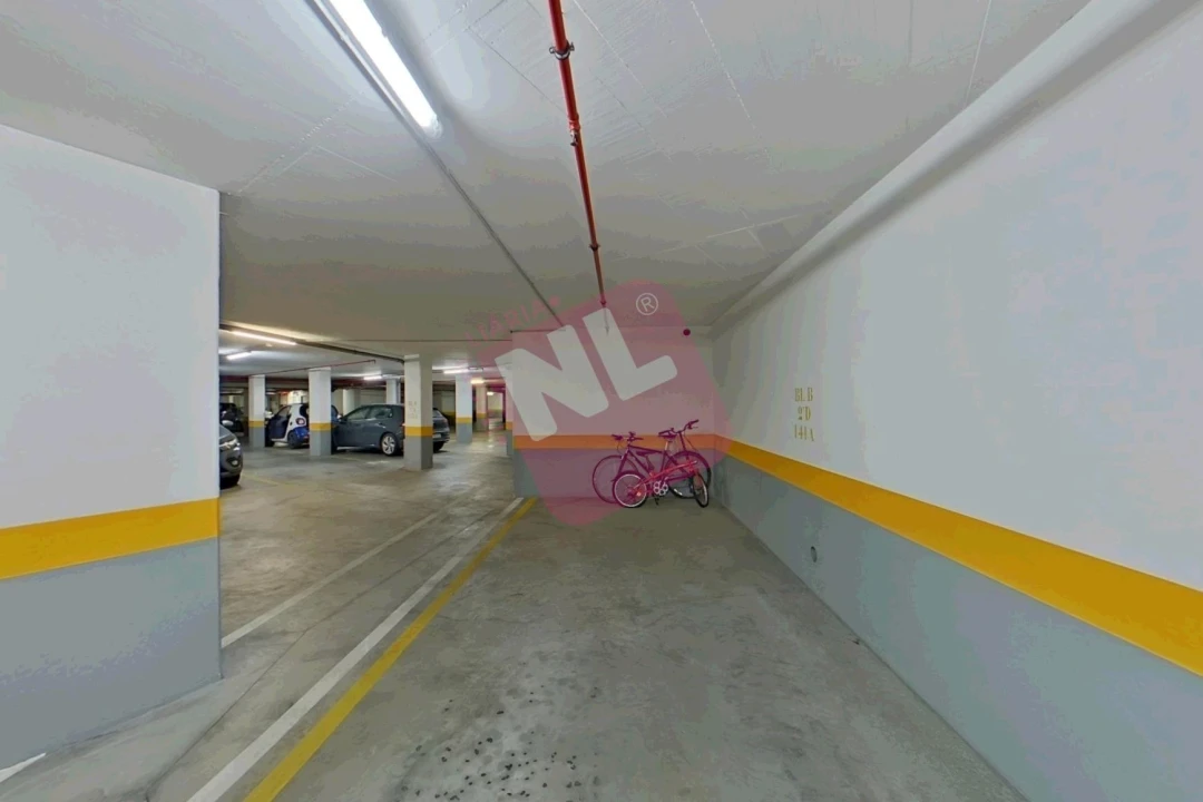 Apartamento T2 para Arrendamento em Lumiar Foto 35