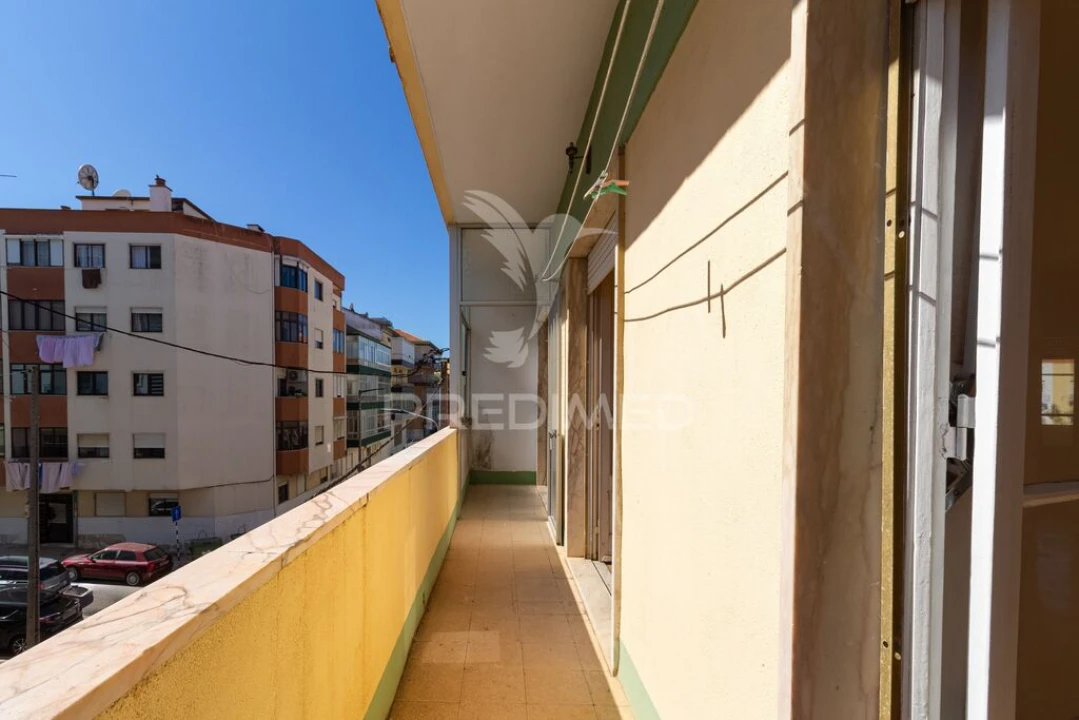 Apartamento T2 para Venda em Seixal, Arrentela e Aldeia de Paio Pires Foto 14