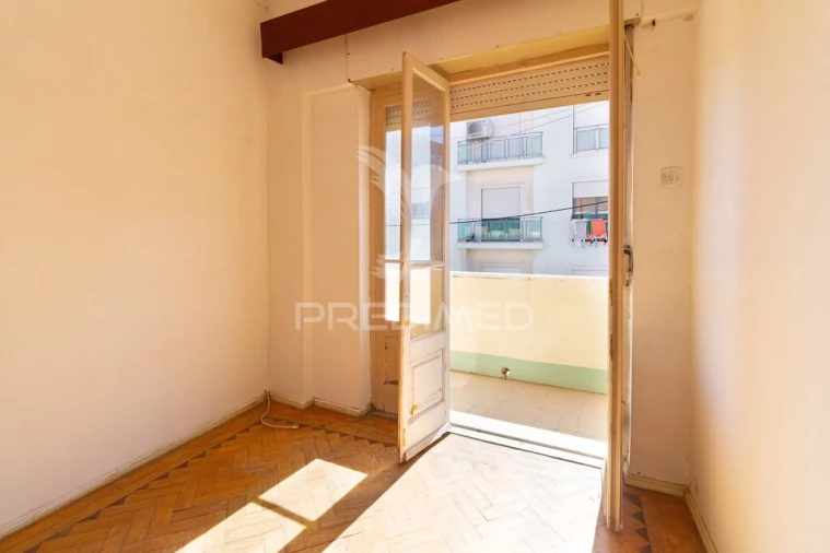 Apartamento T2 para Venda em Seixal, Arrentela e Aldeia de Paio Pires Foto 10