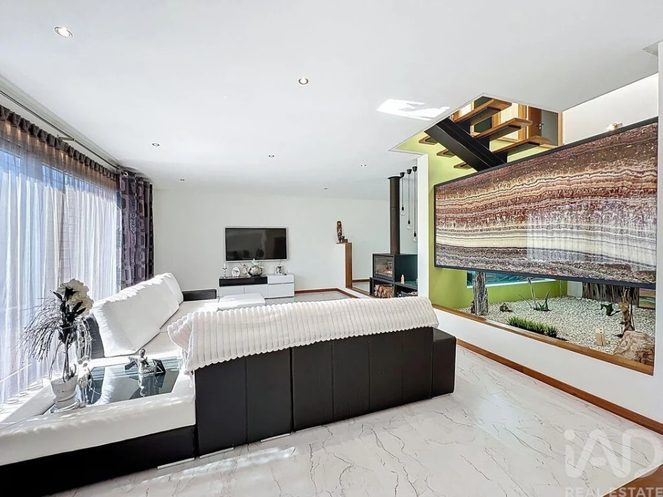 Moradia T3 para Venda em Rio Mau Foto 23