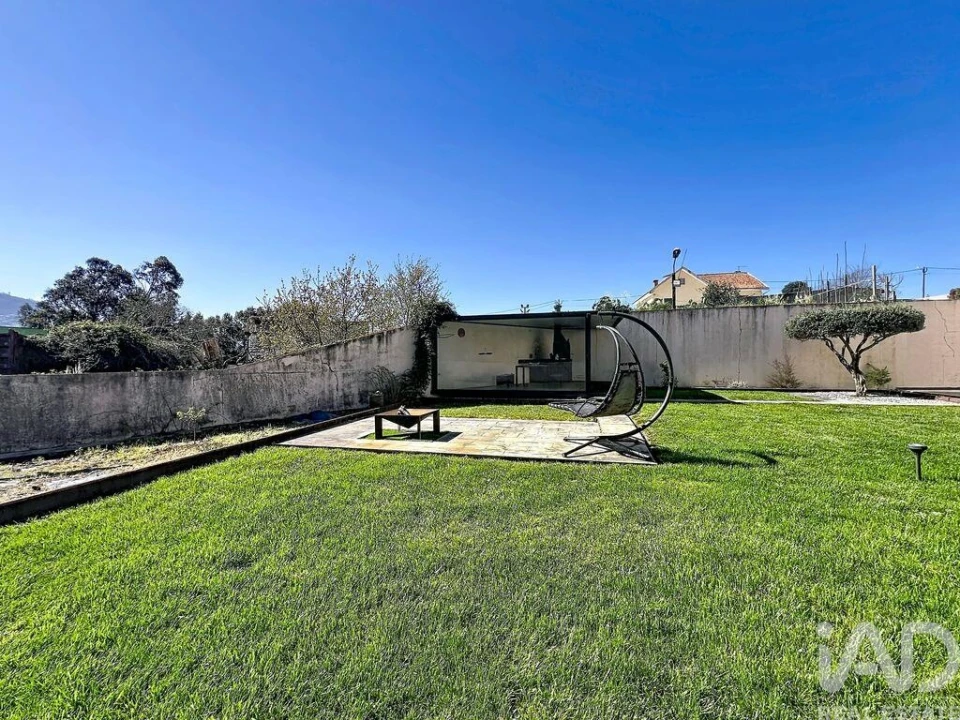 Moradia T3 para Venda em Rio Mau Foto 6