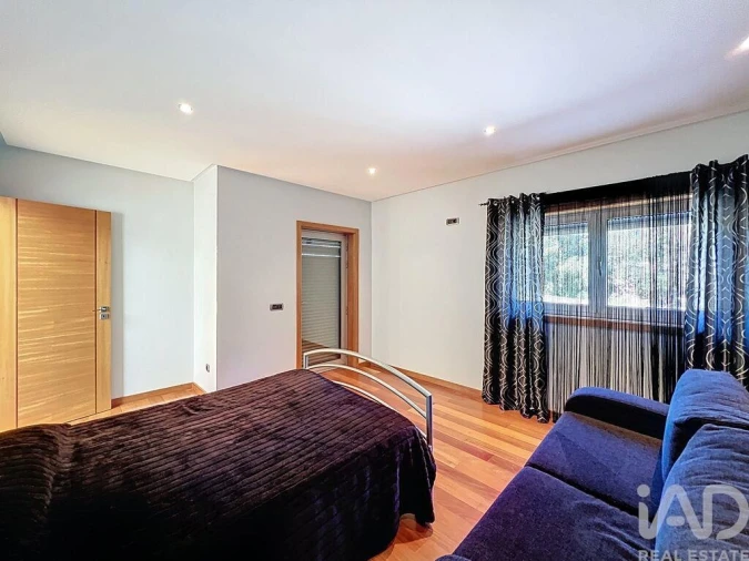 Moradia T3 para Venda em Rio Mau Foto 35