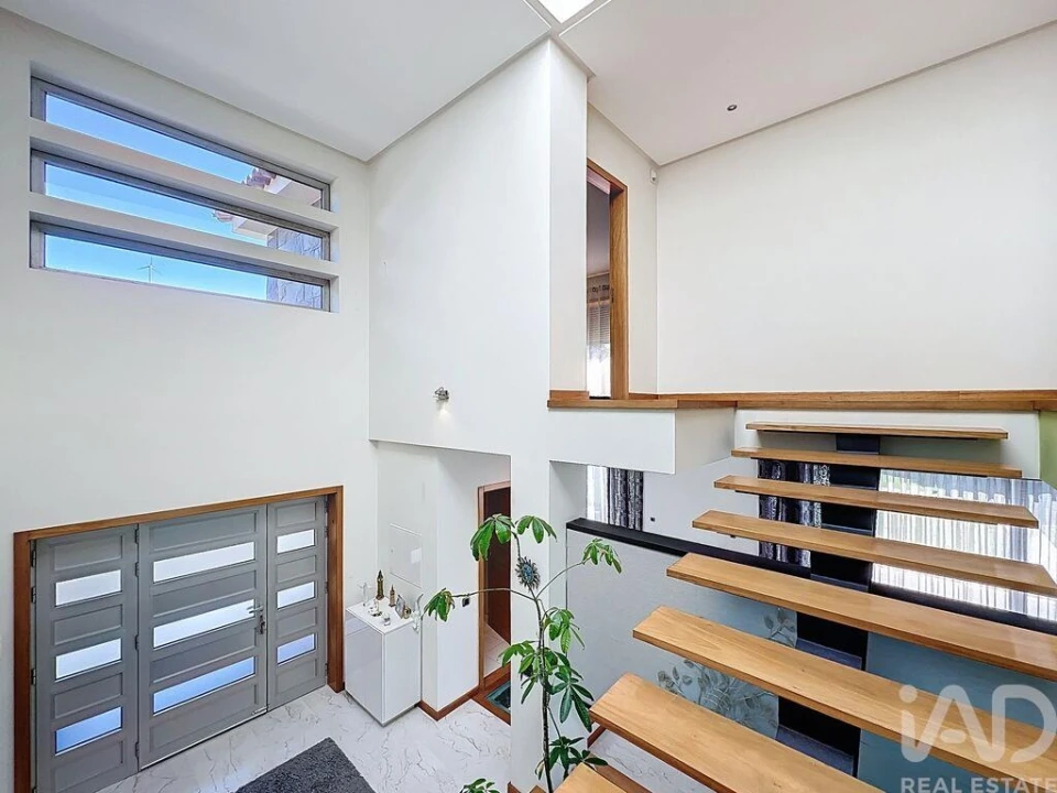 Moradia T3 para Venda em Rio Mau Foto 26