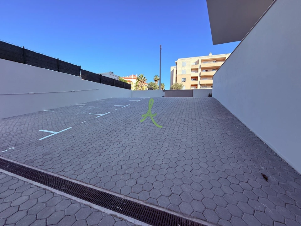 Apartamento T2 para Venda em Portimão Foto 36