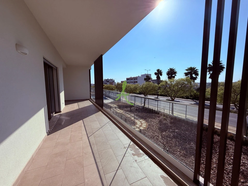 Apartamento T2 para Venda em Portimão Foto 24