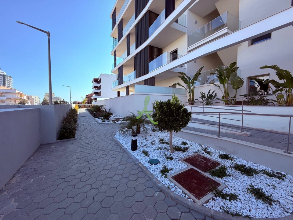 Apartamento T2 para Venda em Portimão Foto 37
