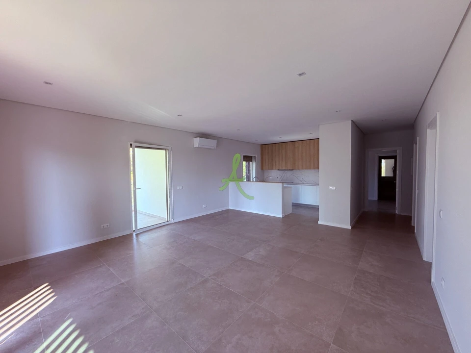 Apartamento T2 para Venda em Portimão Foto 20