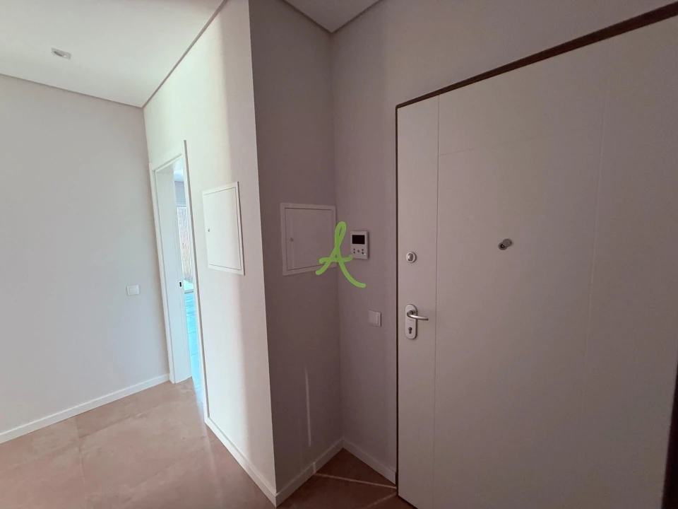 Apartamento T2 para Venda em Portimão Foto 2