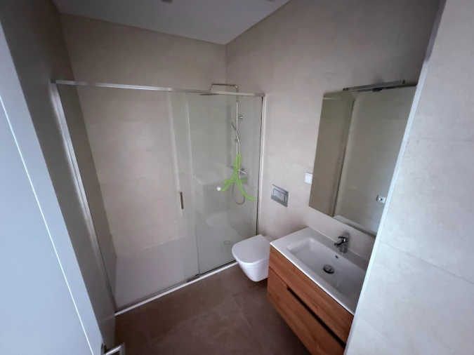 Apartamento T2 para Venda em Portimão Foto 31