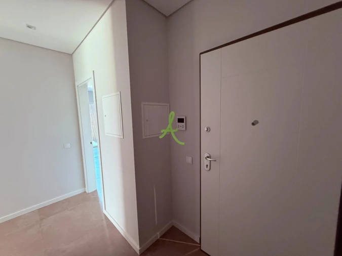 Apartamento T2 para Venda em Portimão Foto 2