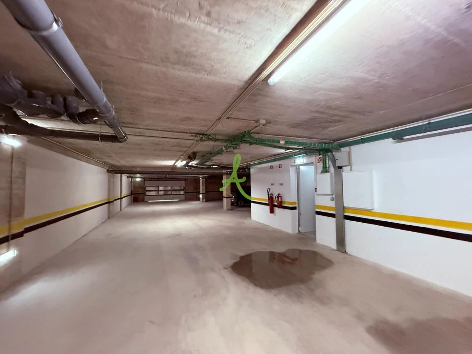 Apartamento T2 para Venda em Portimão Foto 33