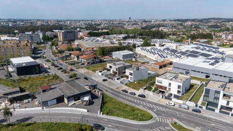 Terreno para Venda em Milheiros