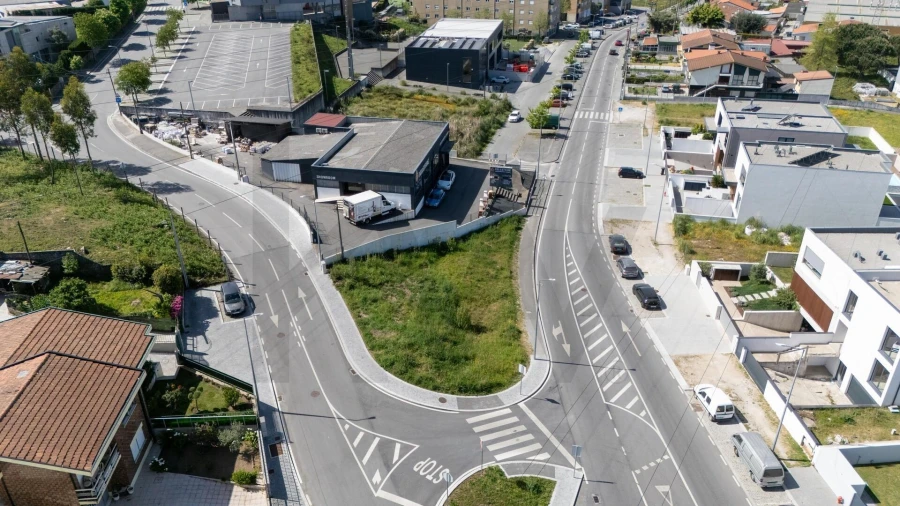 Terreno para Venda em Milheiros Foto 10