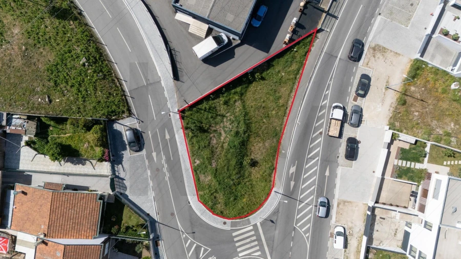 Terreno para Venda em Milheiros Foto 18