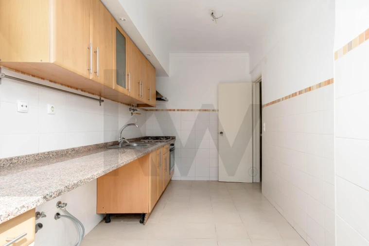 Apartamento T2 para Venda em Seixal, Arrentela e Aldeia de Paio Pires Foto 16