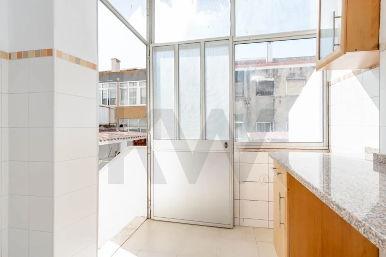 Apartamento T2 para Venda em Seixal, Arrentela e Aldeia de Paio Pires Foto 18