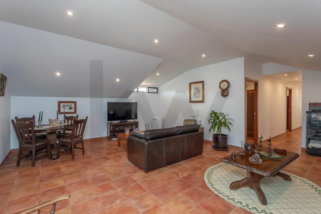 Moradia T4 para Venda em Santa Maria e São Miguel, São Martinho, São Pedro Penaferrim Foto 45