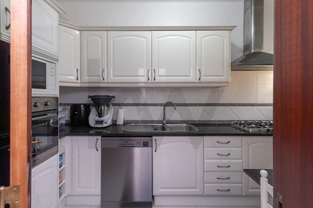 Moradia T4 para Venda em Santa Maria e São Miguel, São Martinho, São Pedro Penaferrim Foto 32