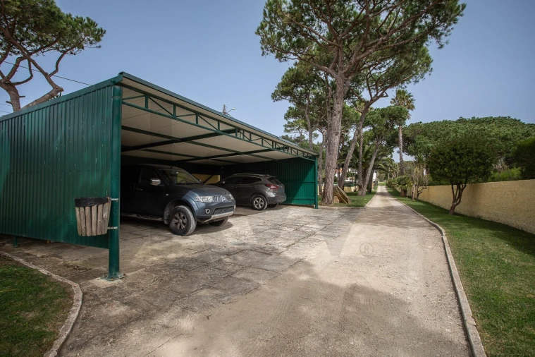 Moradia T4 para Venda em Santa Maria e São Miguel, São Martinho, São Pedro Penaferrim Foto 51