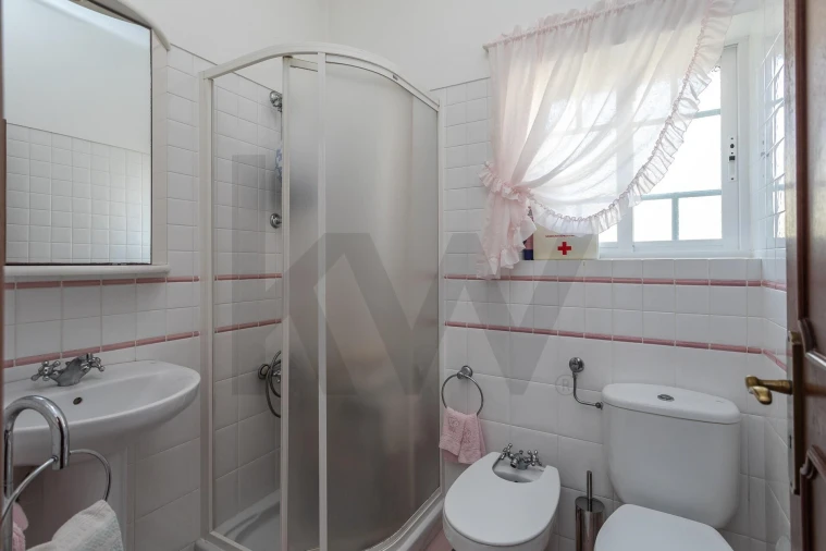 Moradia T4 para Venda em Santa Maria e São Miguel, São Martinho, São Pedro Penaferrim Foto 36