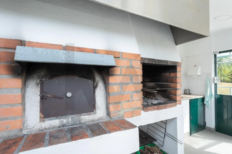 Moradia T4 para Venda em Santa Maria e São Miguel, São Martinho, São Pedro Penaferrim Foto 55