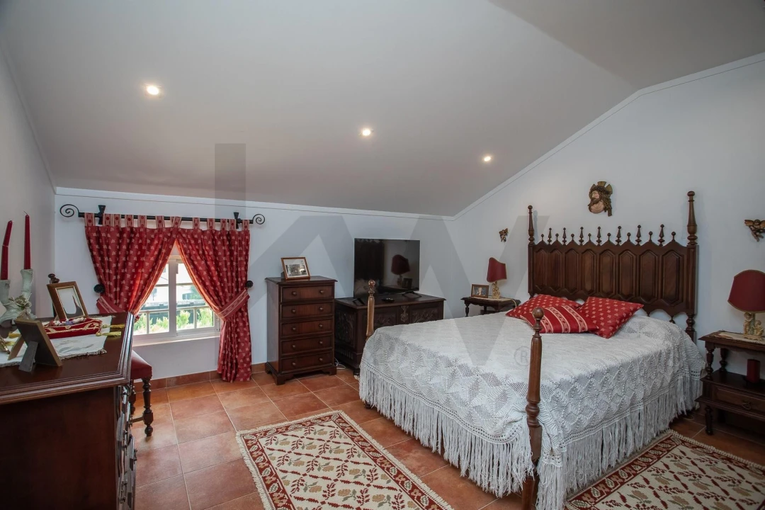 Moradia T4 para Venda em Santa Maria e São Miguel, São Martinho, São Pedro Penaferrim Foto 48