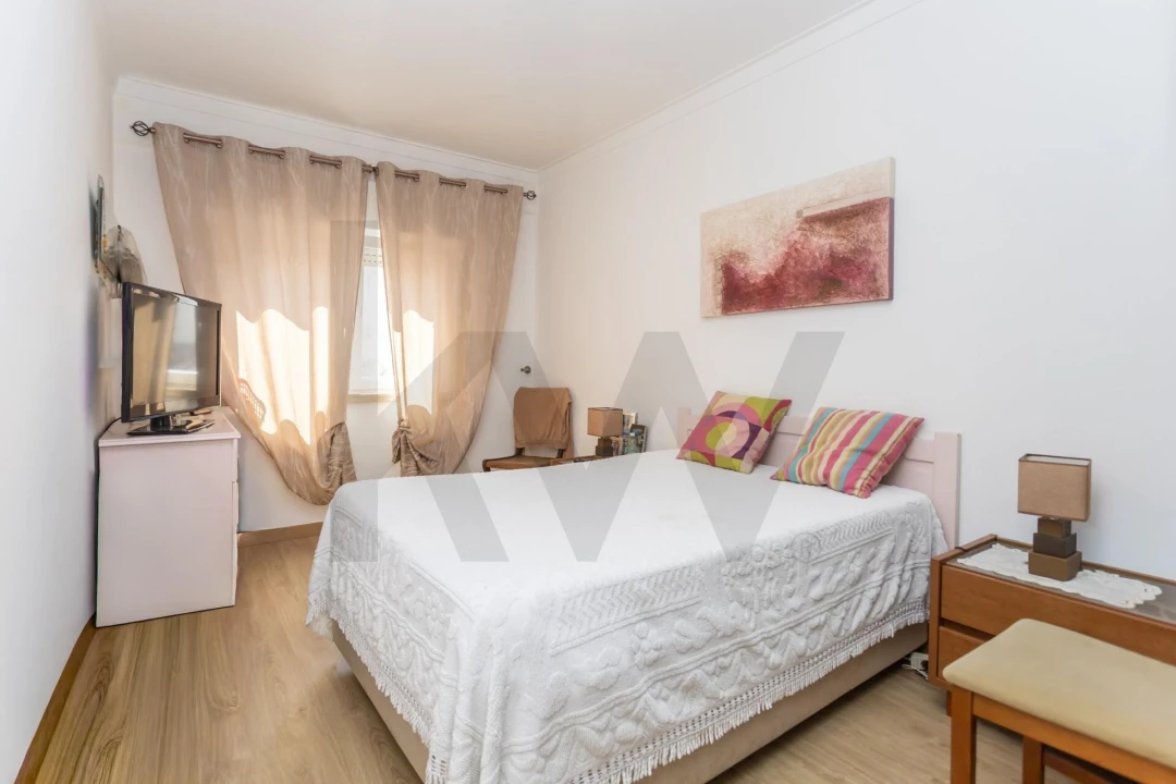 Apartamento T3 para Venda em Amora Foto 19