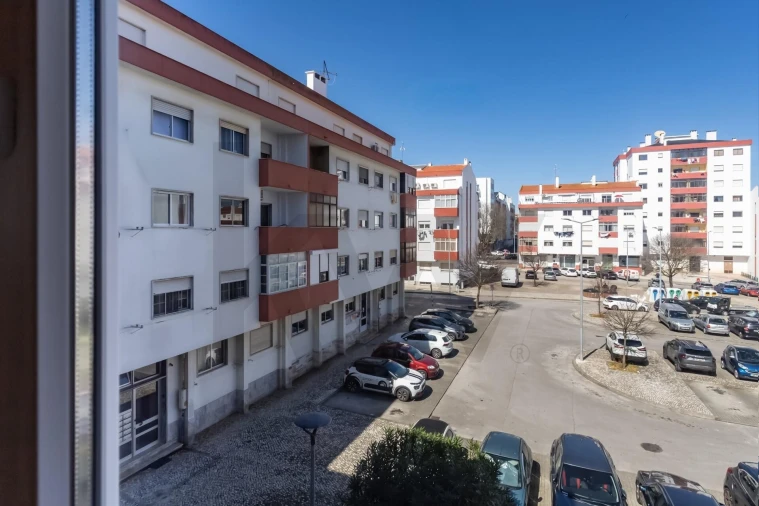 Apartamento T3 para Venda em Amora Foto 31