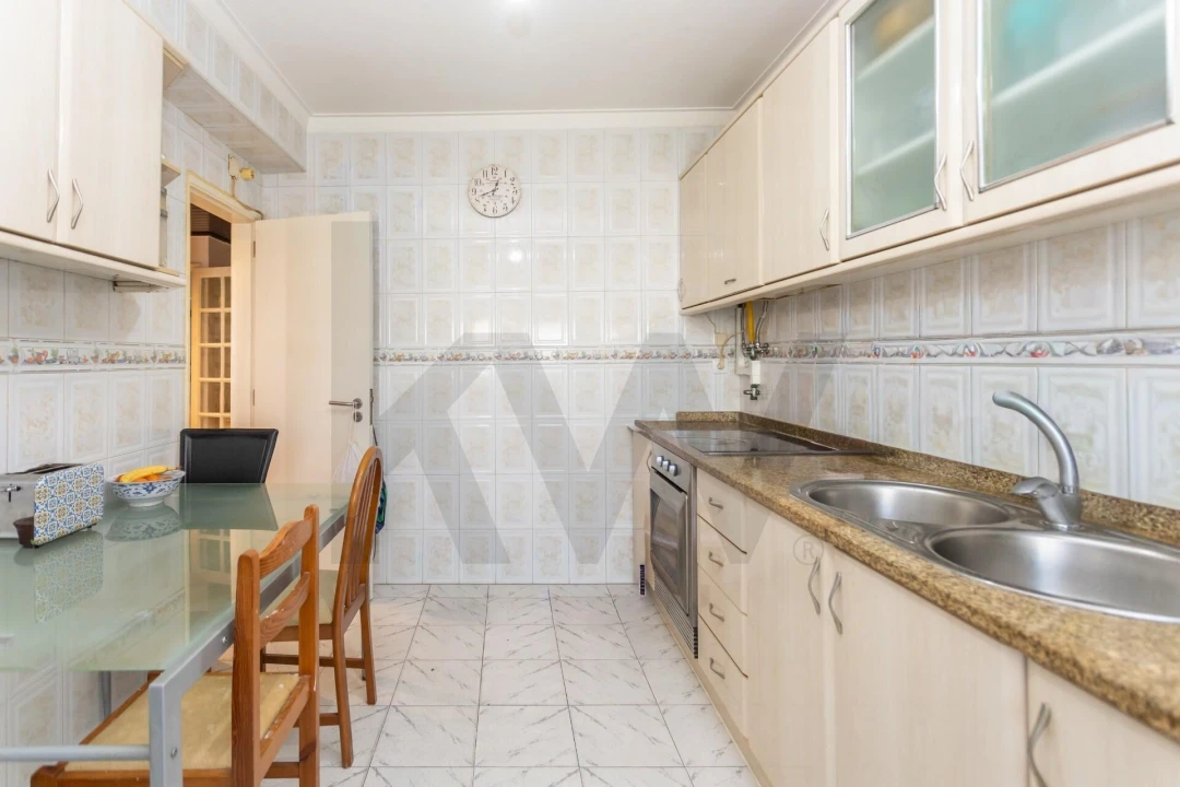 Apartamento T3 para Venda em Amora Foto 7