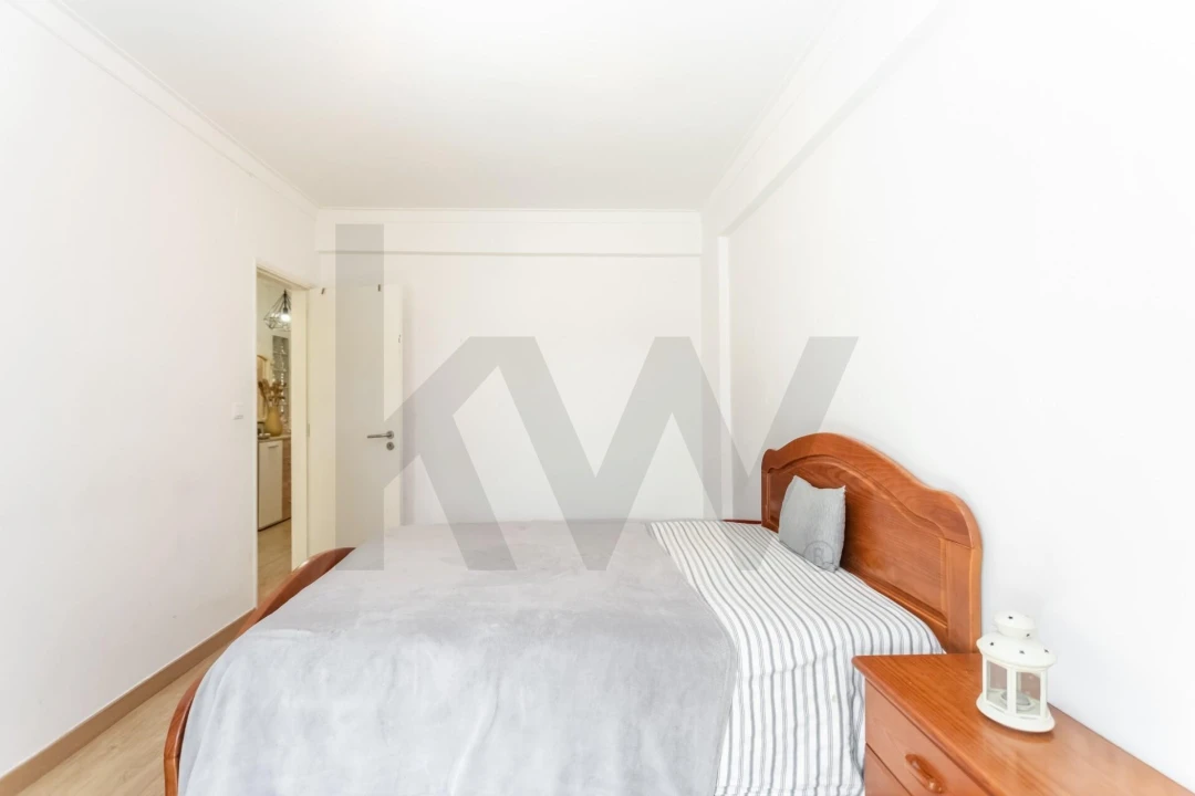 Apartamento T3 para Venda em Amora Foto 14