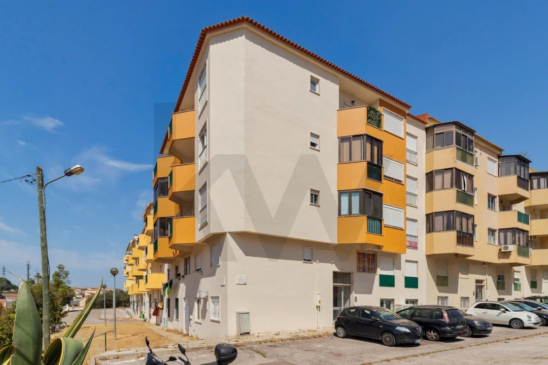 Apartamento T2 para Venda em Almada, Cova da Piedade, Pragal e Cacilhas Foto 1