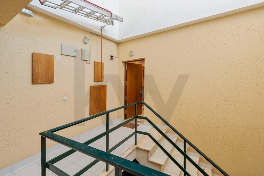 Apartamento T2 para Venda em Almada, Cova da Piedade, Pragal e Cacilhas Foto 3