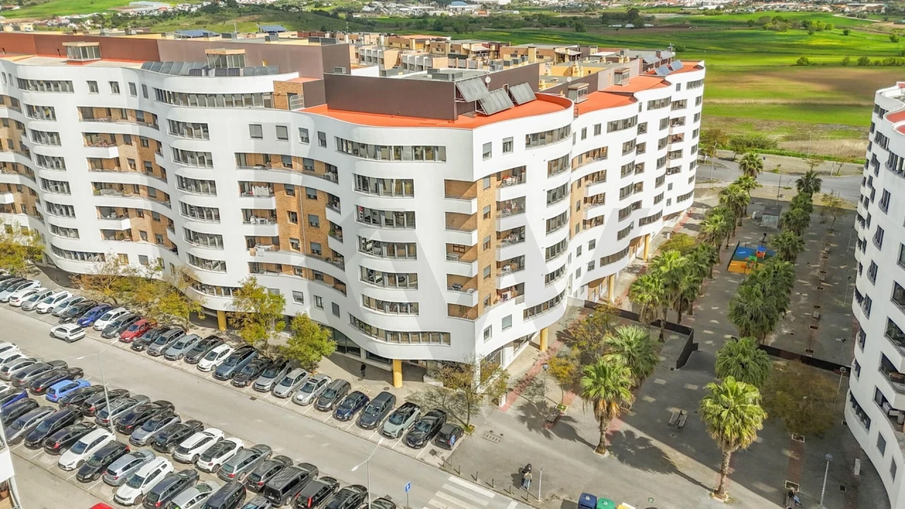 Apartamento T3 para Venda em Loures Foto 49