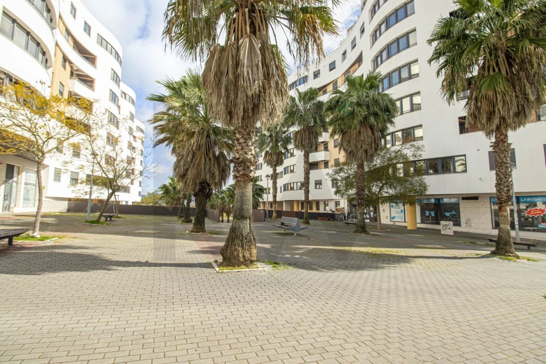 Apartamento T3 para Venda em Loures Foto 48