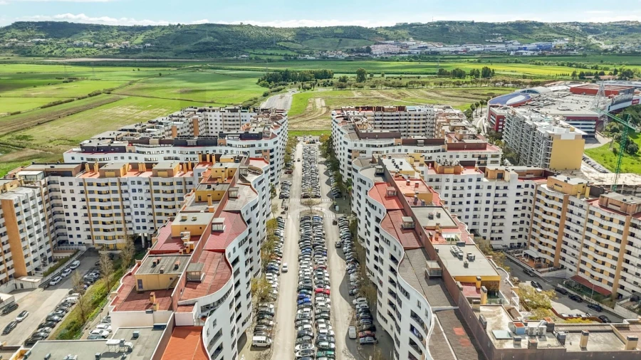 Apartamento T3 para Venda em Loures Foto 55