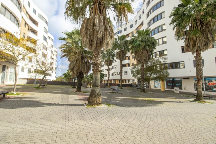 Apartamento T3 para Venda em Loures Foto 48