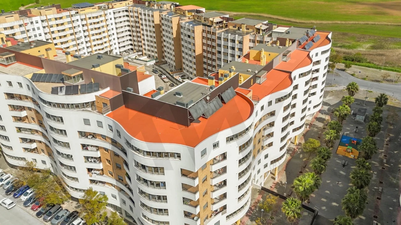 Apartamento T3 para Venda em Loures Foto 50