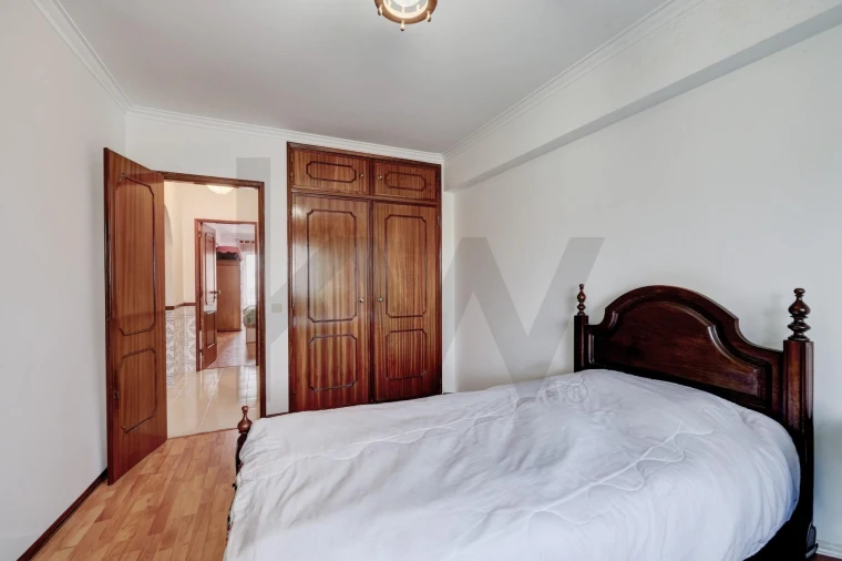 Apartamento T2 para Venda em Algueirão-Mem Martins Foto 15