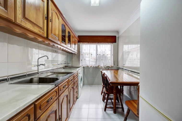 Apartamento T2 para Venda em Algueirão-Mem Martins Foto 7