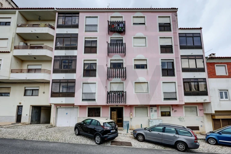 Apartamento T2 para Venda em Algueirão-Mem Martins