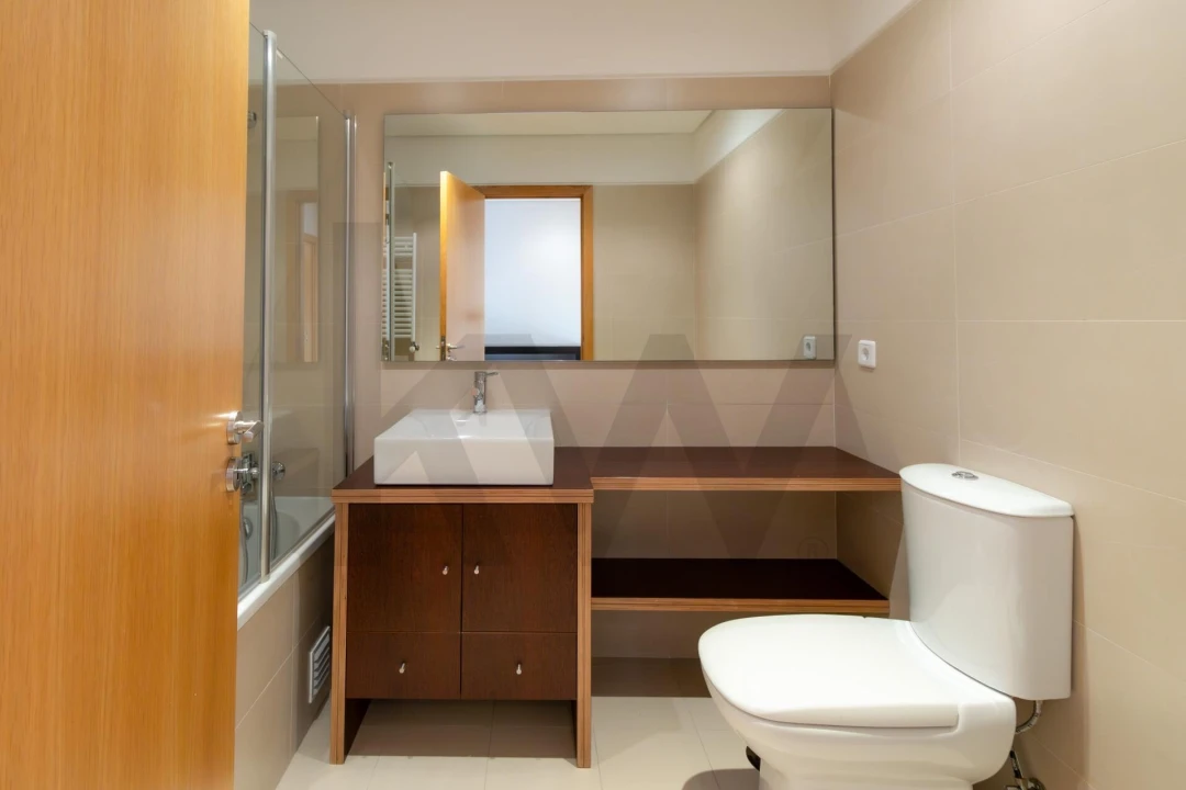 Apartamento T3 para Arrendamento em Pedrouços Foto 20