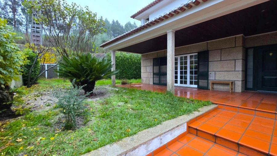 Apartamento T2 para Arrendamento em Amarante (São Gonçalo), Madalena, Cepelos e Gatão Foto 20